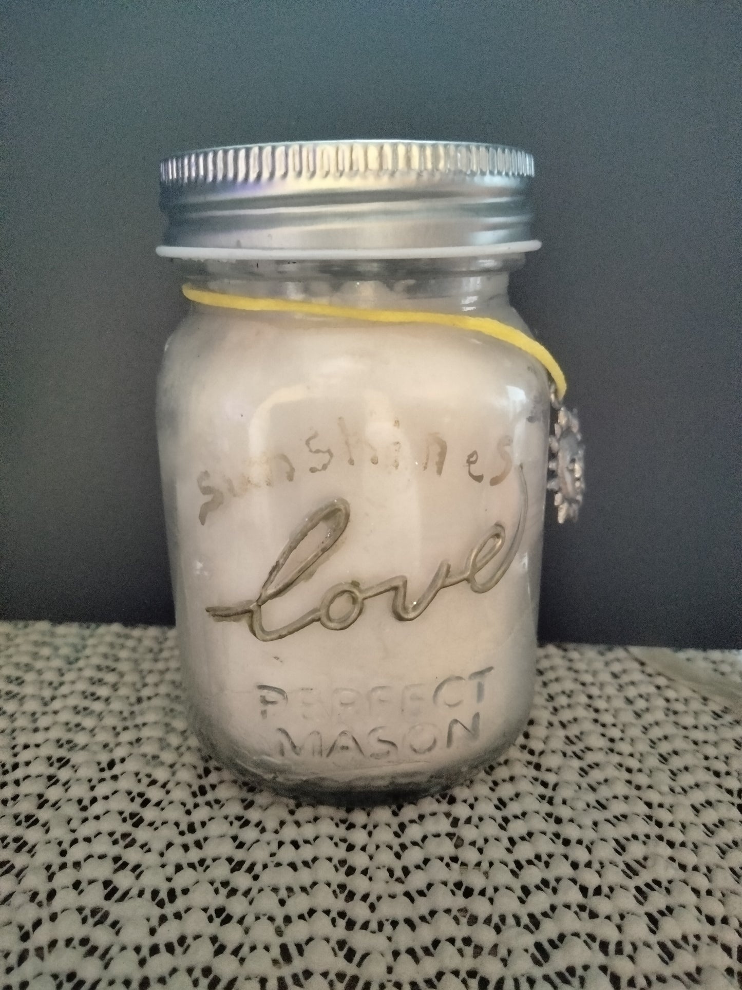 Coffee & Cream uplifting Candle